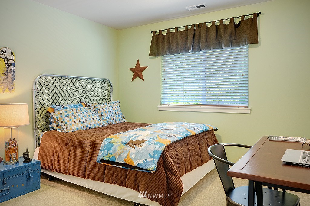 16218 5th Avenue Southeast Bothell, WA 98012 - Photo 15 of 25