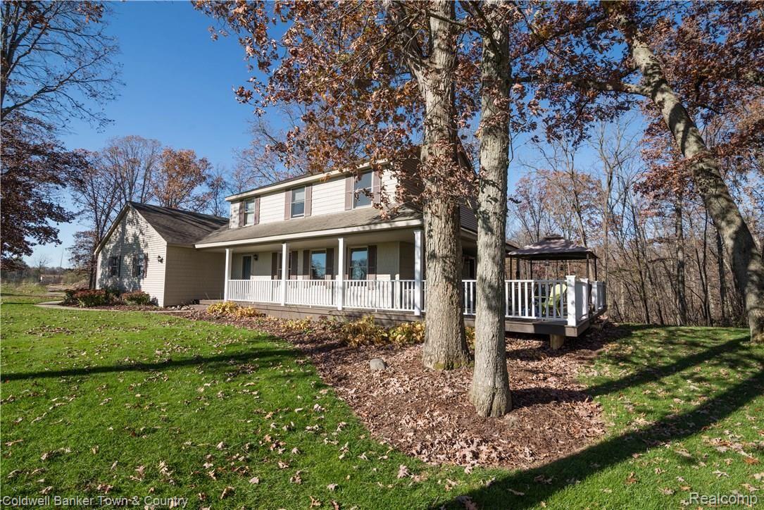 7546 Schrepfer Road Howell, MI 48855 - Photo 43 of 52 AUG_4189.jpg