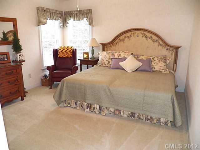 1303 Foxfield Road Waxhaw, NC 28173 - Photo 12 of 16 Gallery Image 12