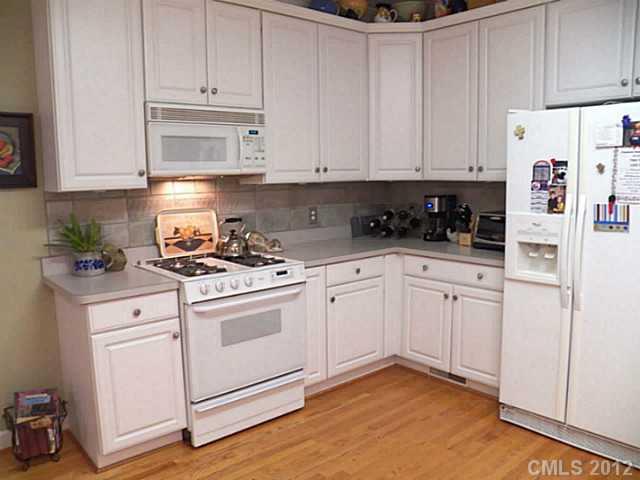 1303 Foxfield Road Waxhaw, NC 28173 - Photo 5 of 16 Gallery Image 5