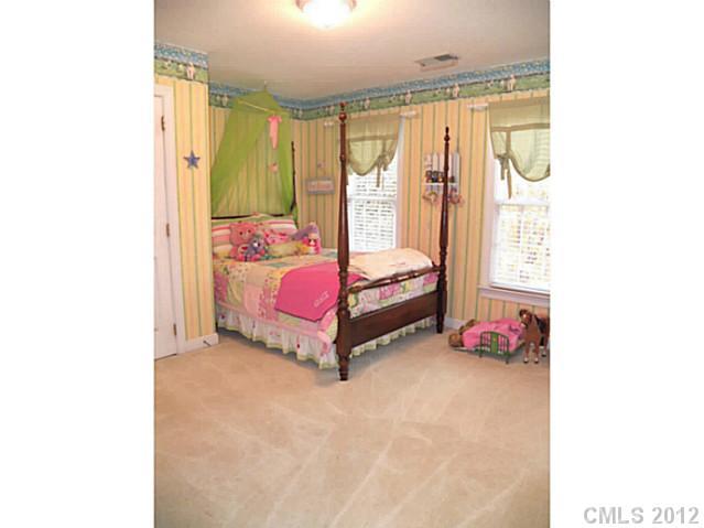 1303 Foxfield Road Waxhaw, NC 28173 - Photo 10 of 16 Gallery Image 10