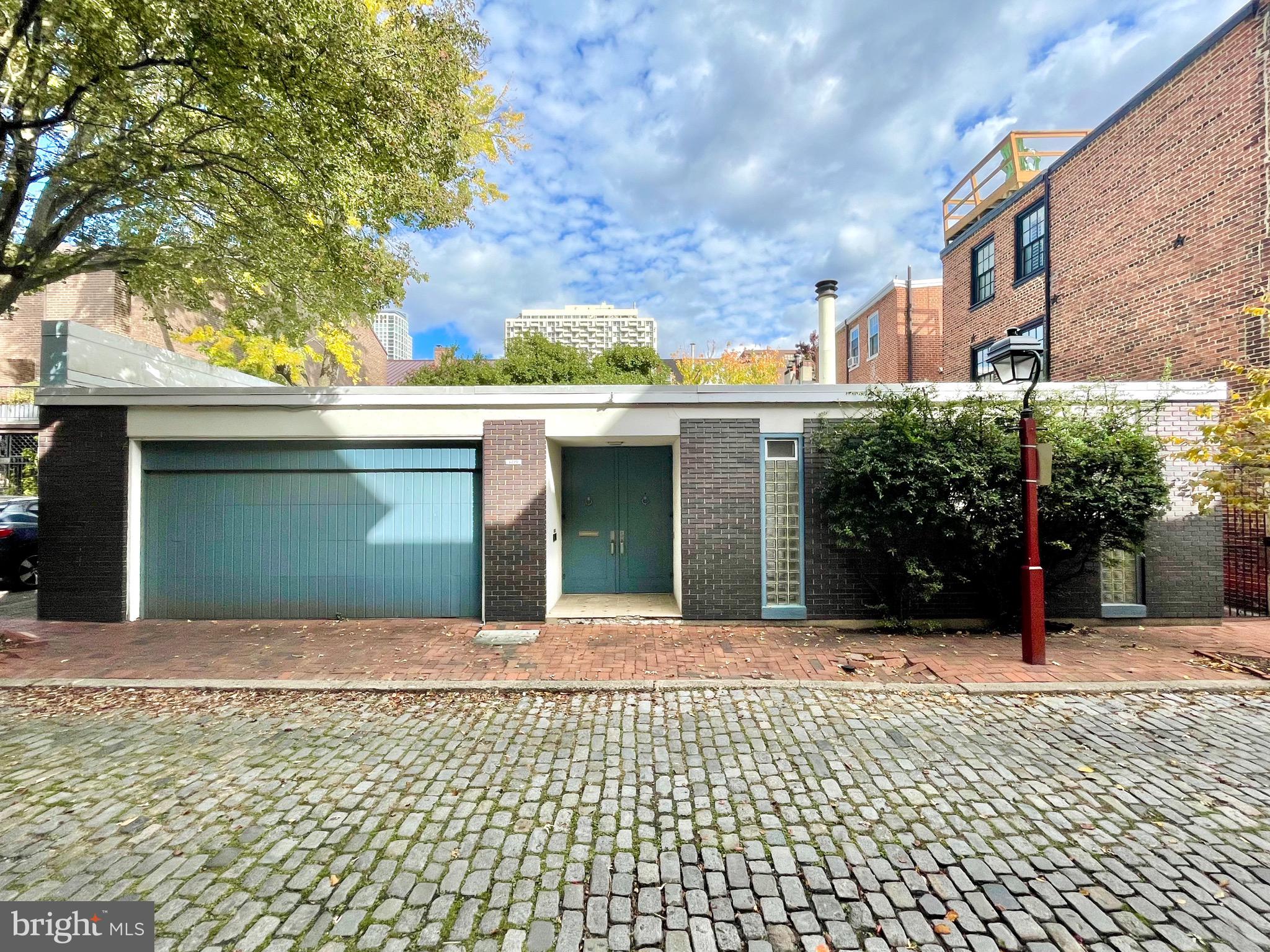 60511 Addison Street, Philadelphia, PA 19106 Compass