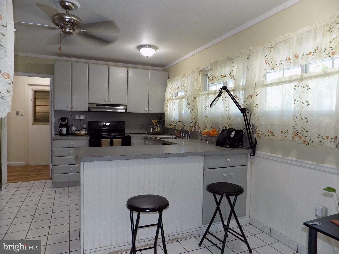 8 Fallenrock Road Levittown, PA 19056 - Photo 11 of 22 Kitchen