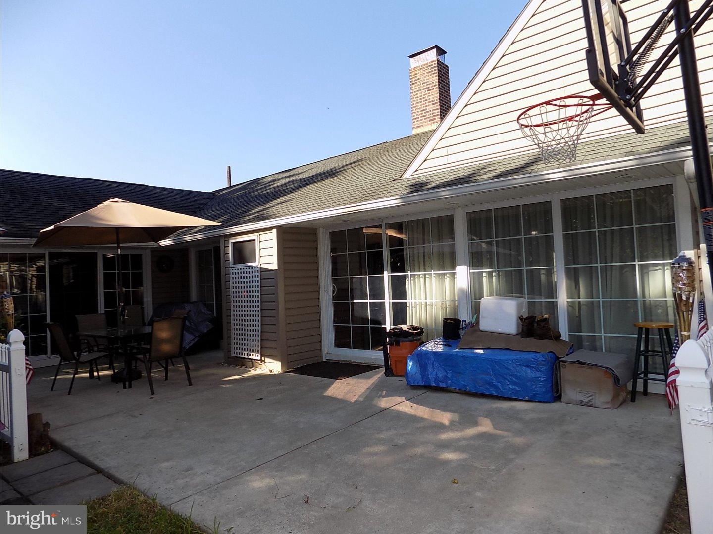 8 Fallenrock Road Levittown, PA 19056 - Photo 16 of 22 Exterior Back