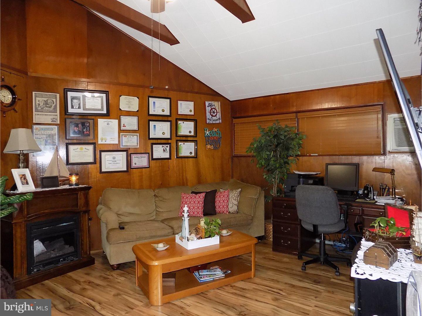 8 Fallenrock Road Levittown, PA 19056 - Photo 10 of 22 Family Room