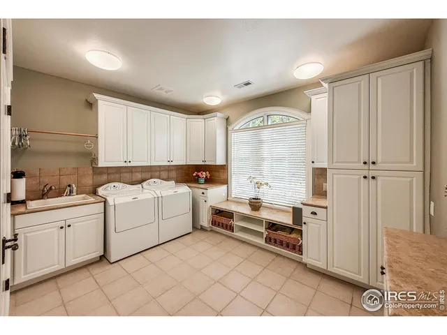 a view of house with outdoor space