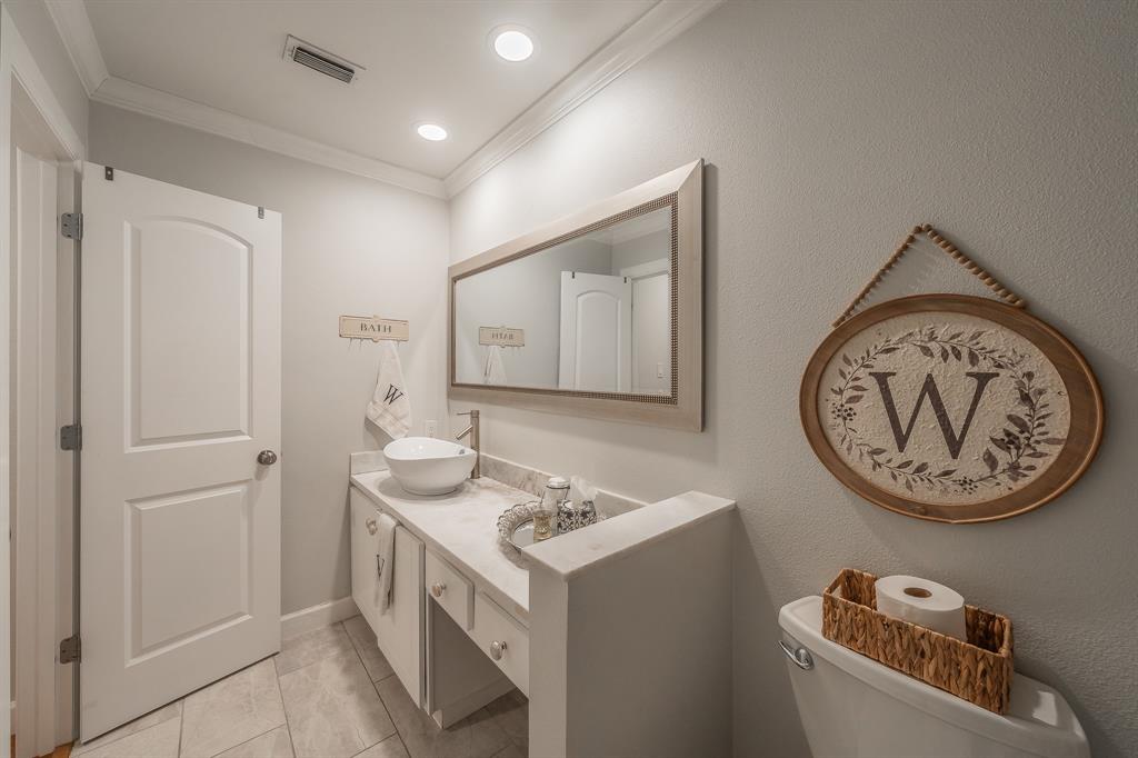913 Roaring Springs Road Fort Worth, TX 76114 - Photo 18 of 31 Guest Bathroom