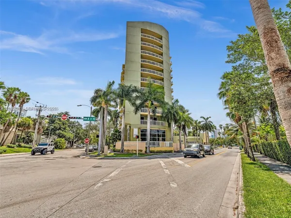 $1,750 | 816 Northwest 11th Street, Unit 910, Miami, FL 33136