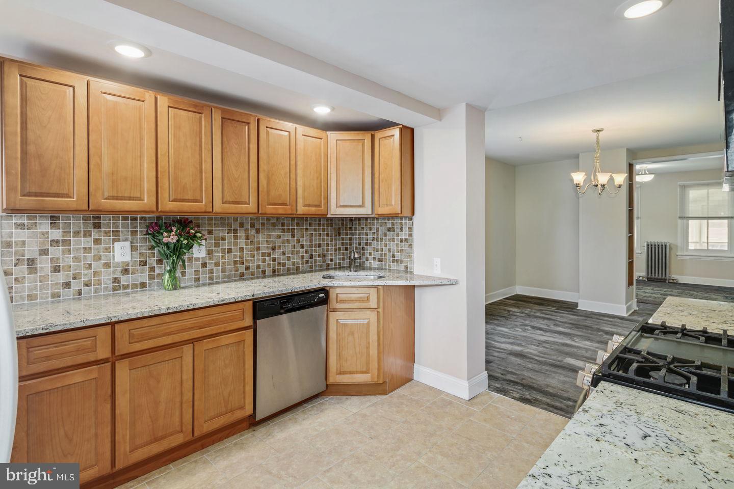 200 Landover Road Bryn Mawr, PA 19010 - Photo 4 of 30 Kitchen w/ Granite and Stainless Steel Appliances