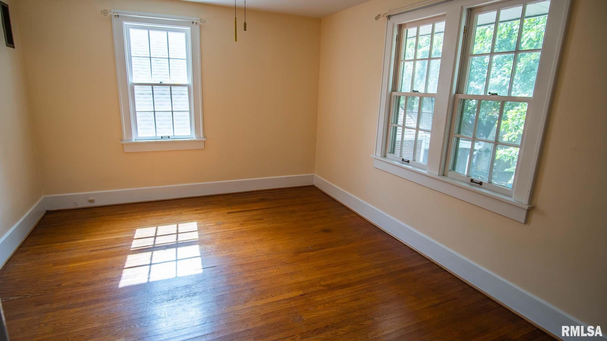 1475 North 3rd Street Springfield, IL 62702 - Photo 8 of 21