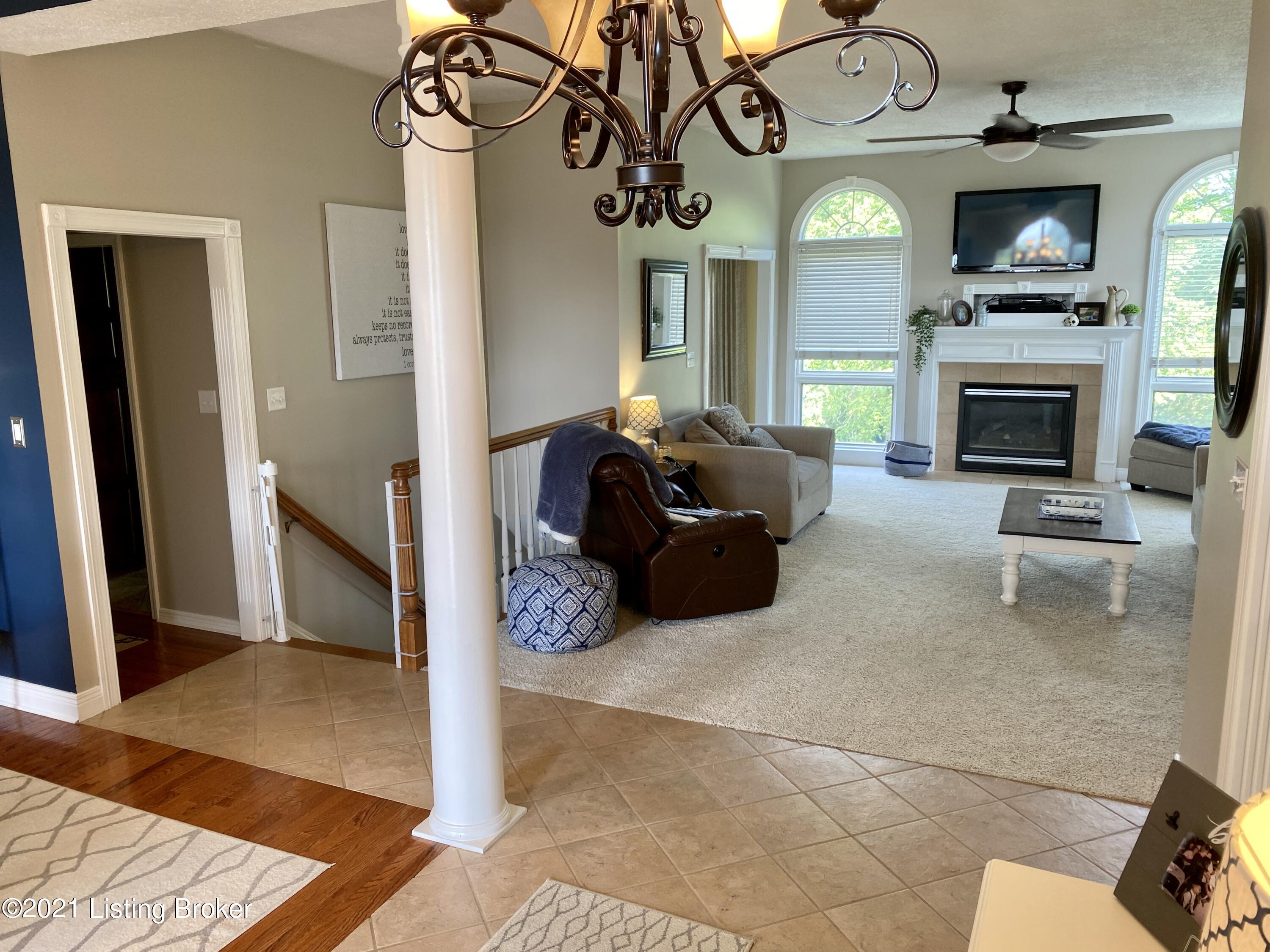 915 Kings Ridge Road Carrollton, KY 41008 - Photo 3 of 44 IMG_0805