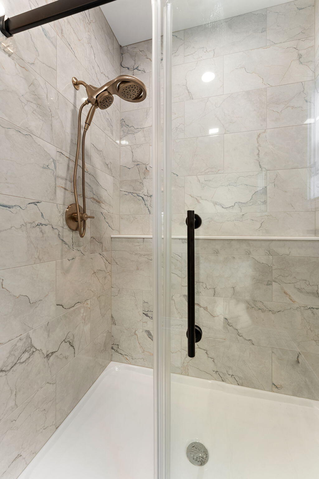 1504 Waverly Road Porter, IN 46304 - Photo 20 of 25 a bathroom with a shower