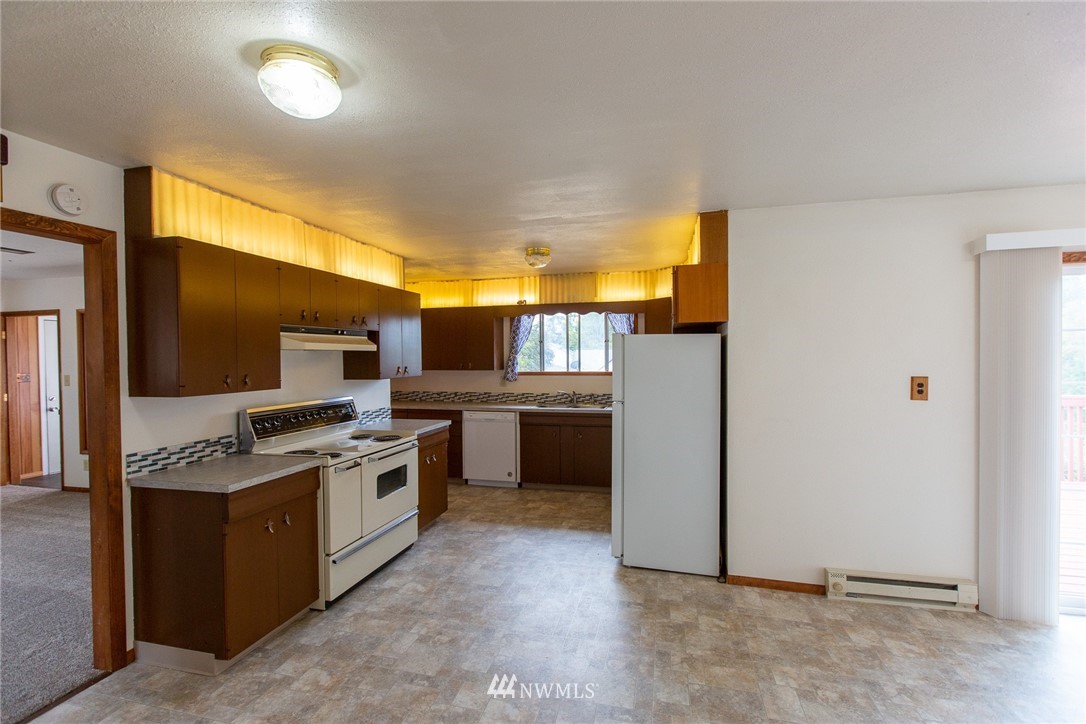 229 Williams Finney Road Kelso, WA 98626 - Photo 8 of 15 Gallery Image 8