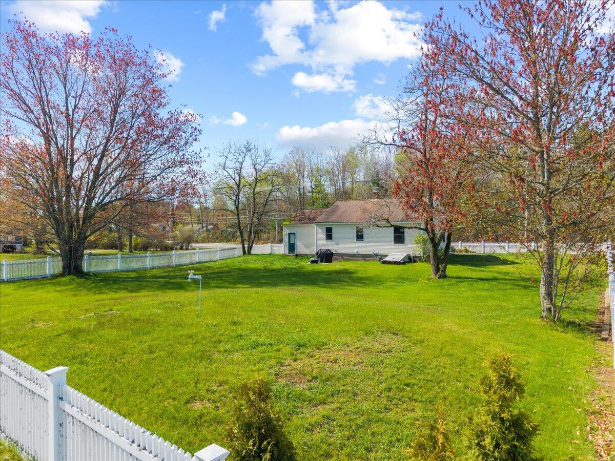 255 Alfred Road Kennebunk, ME 04043 - Photo 40 of 45 39-255 Alfred-39