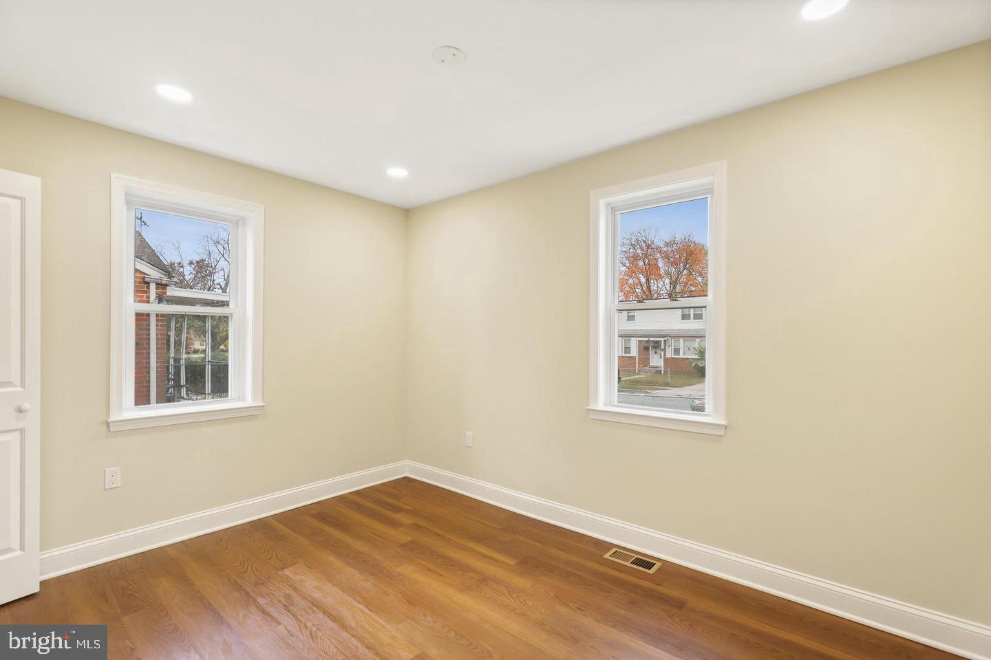 5011 Nantucket Road College Park, MD 20740 - Photo 19 of 35