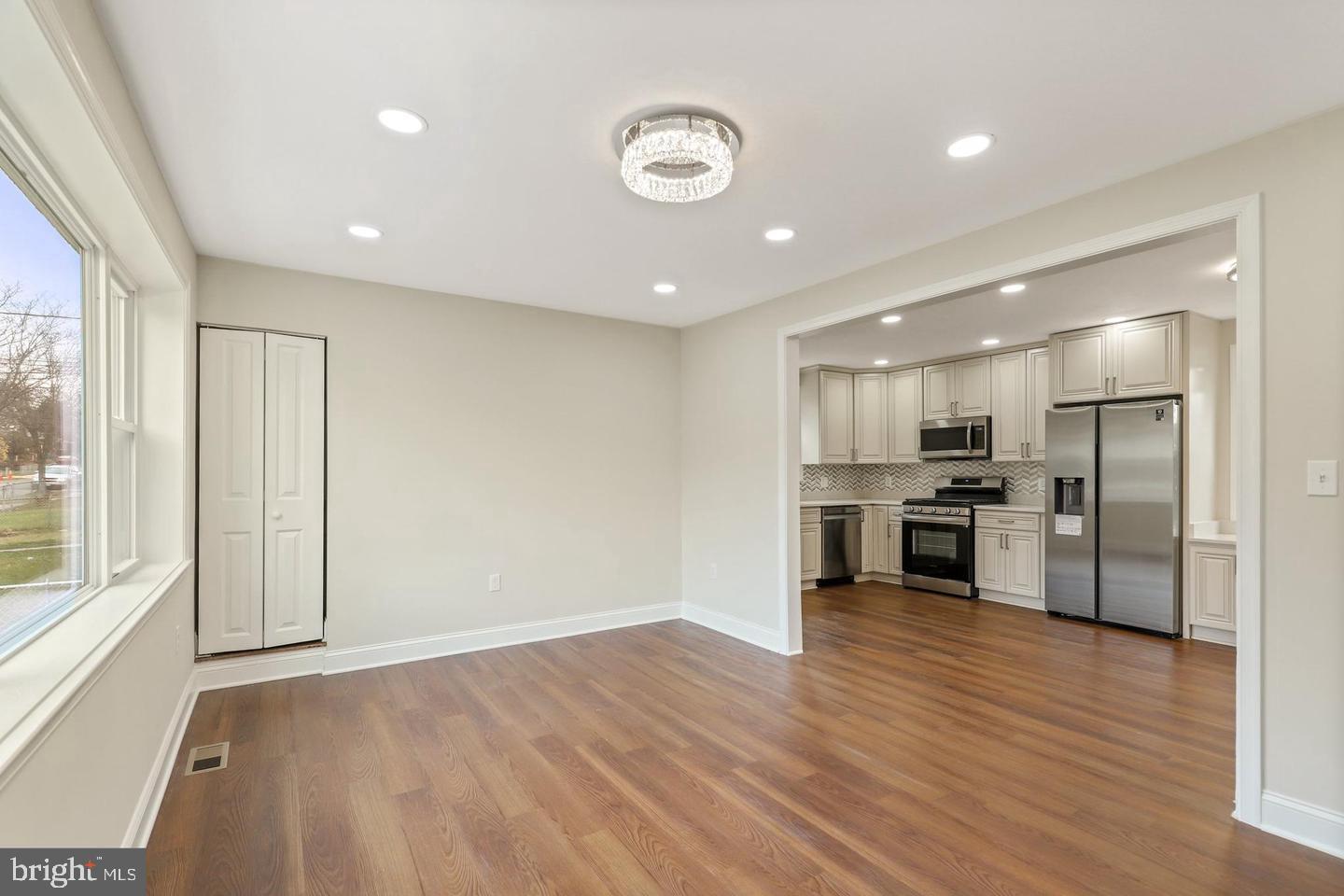 5011 Nantucket Road College Park, MD 20740 - Photo 2 of 35