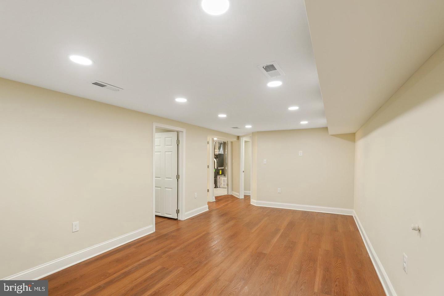 5011 Nantucket Road College Park, MD 20740 - Photo 22 of 35