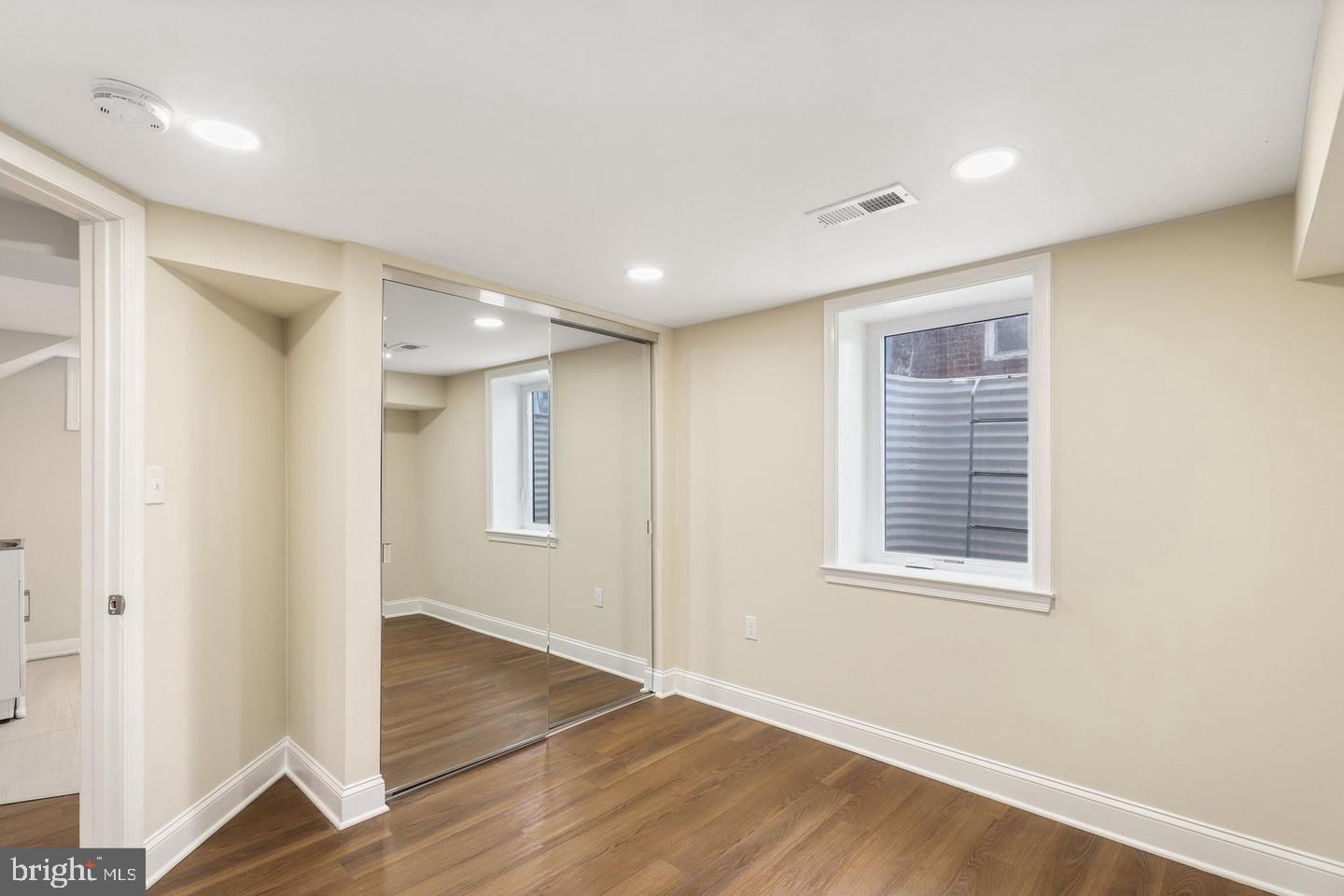 5011 Nantucket Road College Park, MD 20740 - Photo 32 of 35