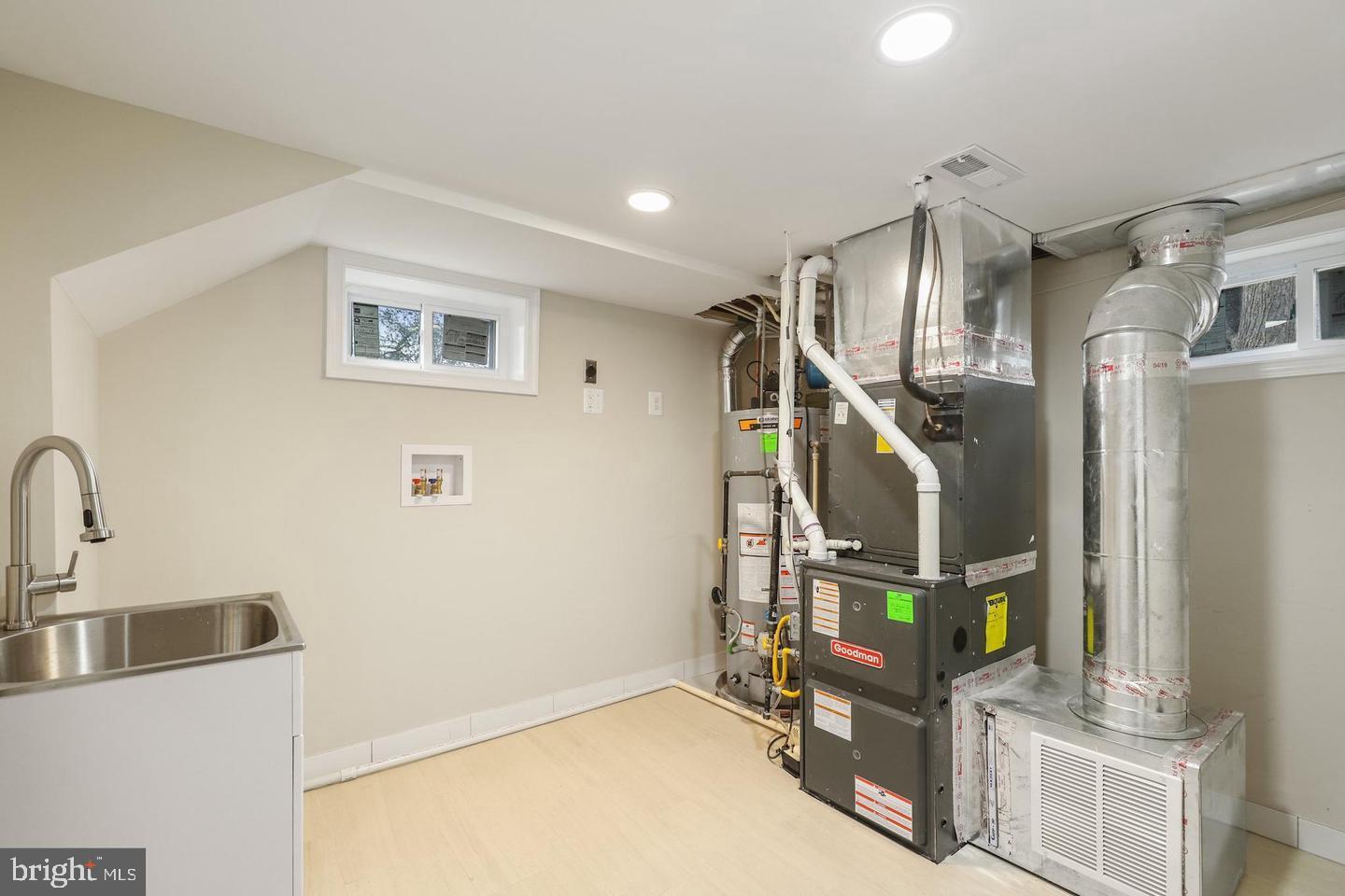 5011 Nantucket Road College Park, MD 20740 - Photo 33 of 35