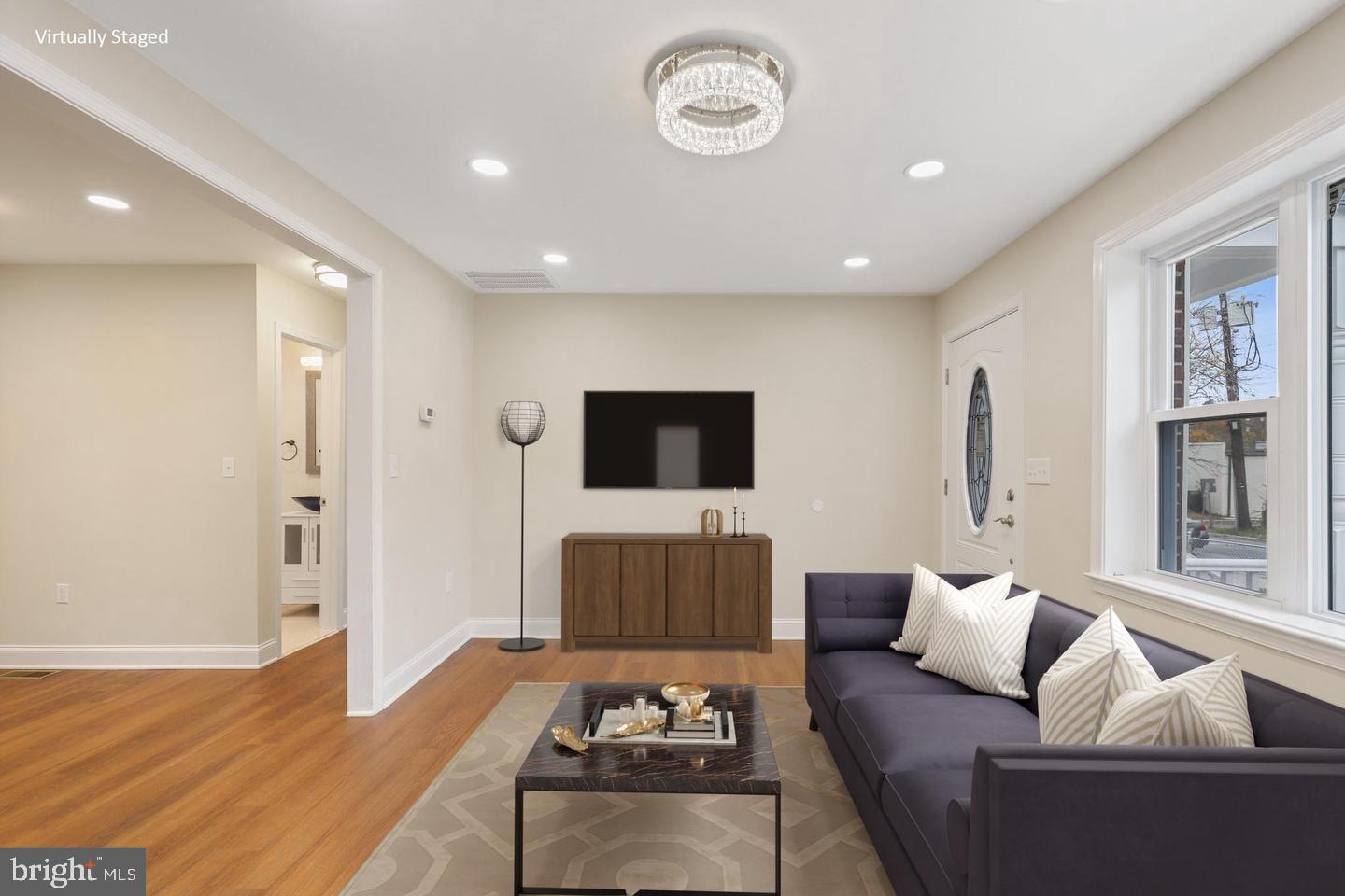 5011 Nantucket Road College Park, MD 20740 - Photo 4 of 35