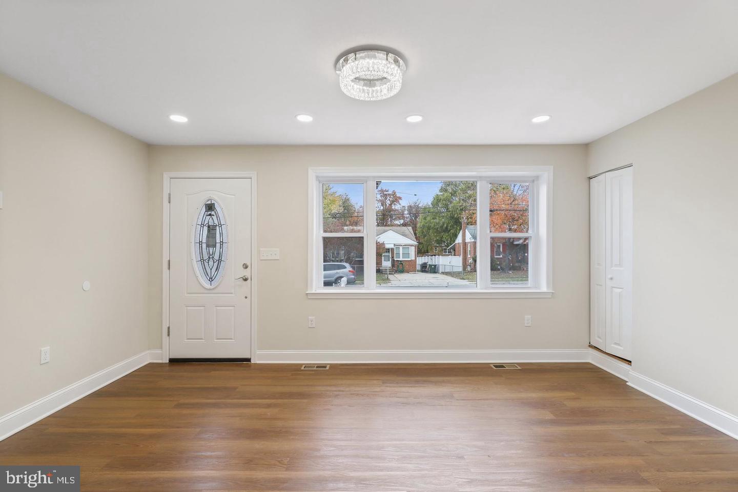 5011 Nantucket Road College Park, MD 20740 - Photo 6 of 35