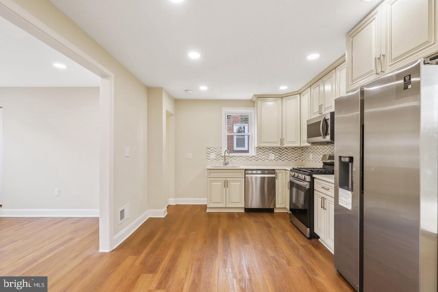 5011 Nantucket Road College Park, MD 20740 - Photo 7 of 35