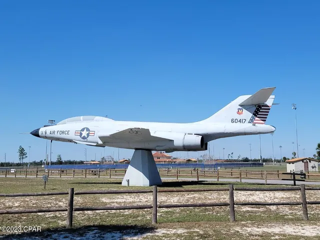 $2,200 | 291 Bayou Bend Lane, Panama City, FL 32404