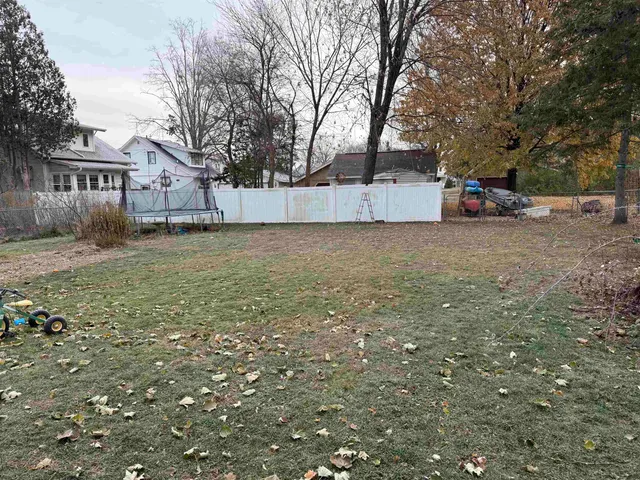 $195,000 | 410 South Sawyer Street, Shawano, WI 54166