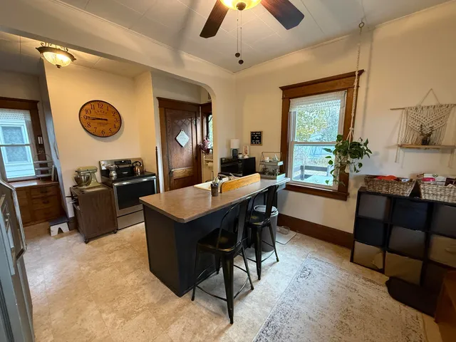 $195,000 | 410 South Sawyer Street, Shawano, WI 54166