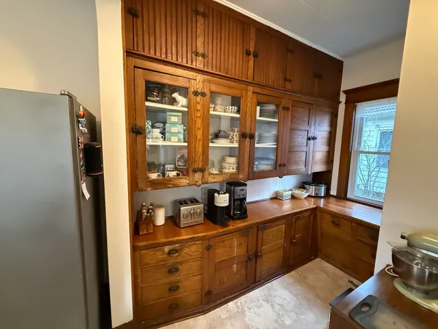 $195,000 | 410 South Sawyer Street, Shawano, WI 54166