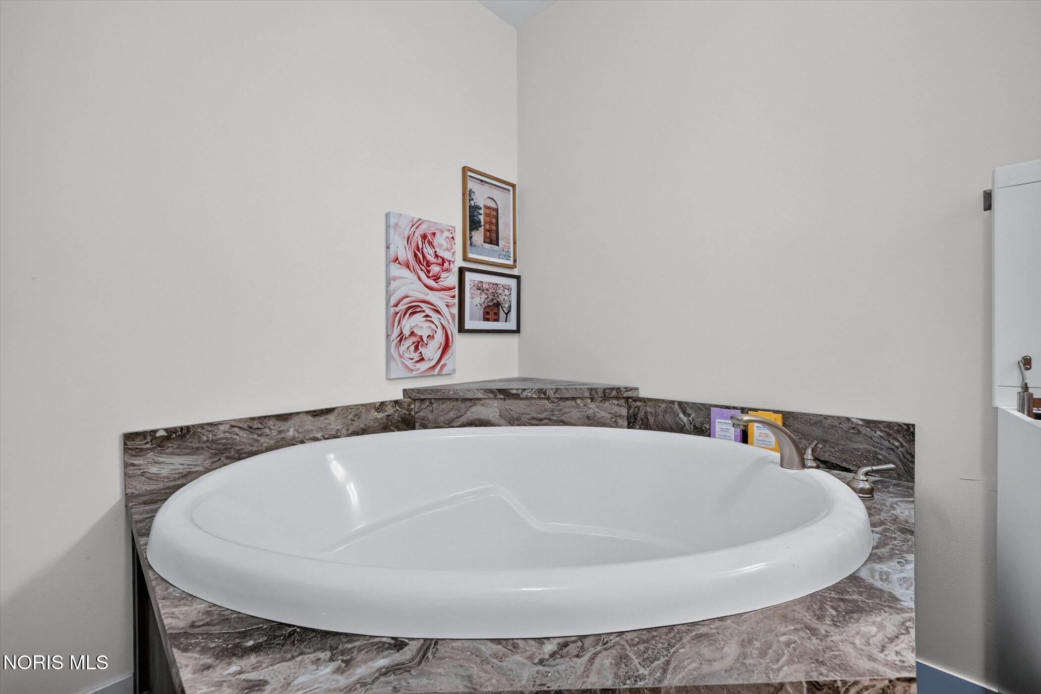 27484 Oregon Road, Unit 42 Perrysburg, OH 43551 - Photo 18 of 44 Gallery Image 18