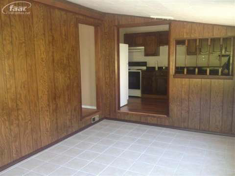 8331 Farrand Road Otisville, MI 48463 - Photo 4 of 16 20359401-3.JPG