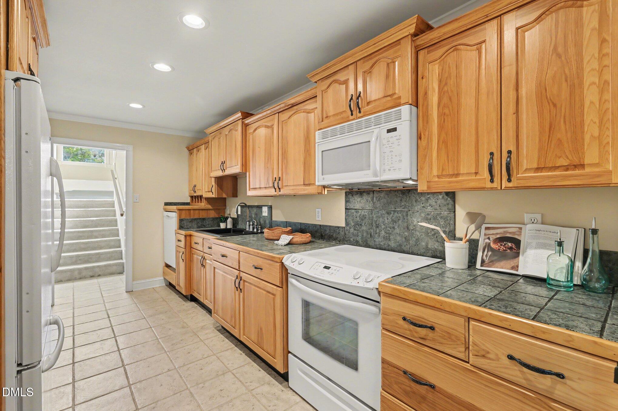 53 Stoneridge Road Durham, NC 27705 - Photo 15 of 35 Gallery Image 15