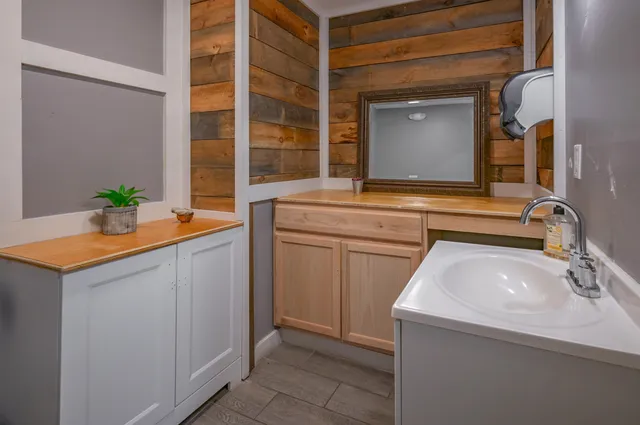 $250,000 | 11 Main Street, Greenville, NH 03048