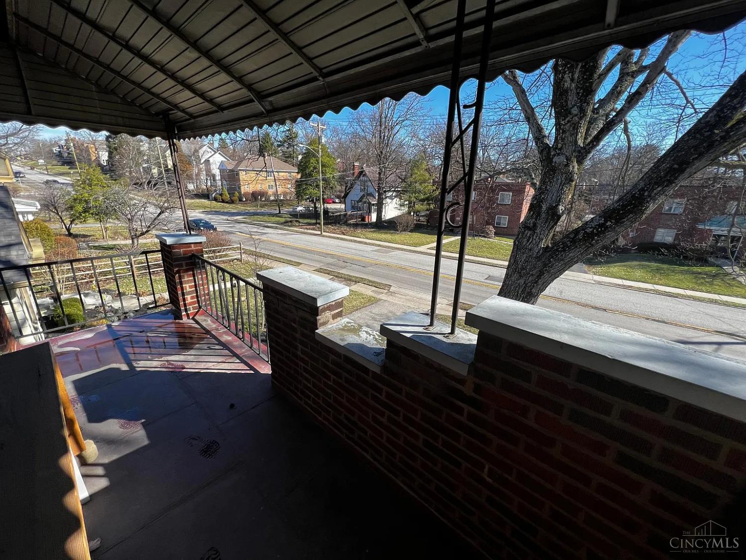 5801 Ridge Avenue Cincinnati, OH 45213 - Photo 37 of 39
