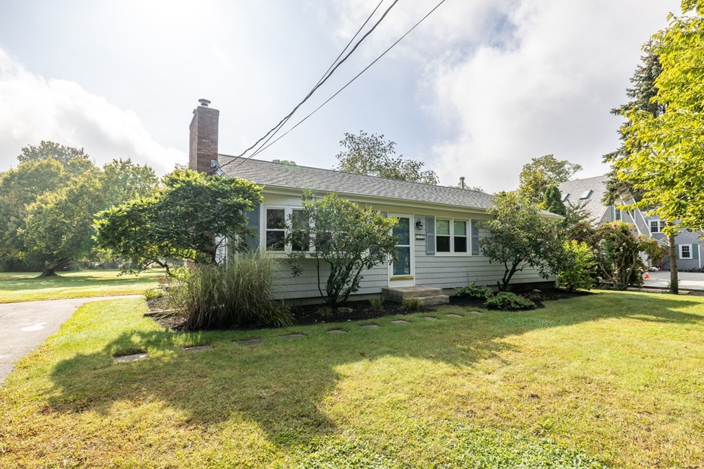 110 Bushee Road Swansea, MA 02777 - Photo 1 of 28 Gallery Image 1