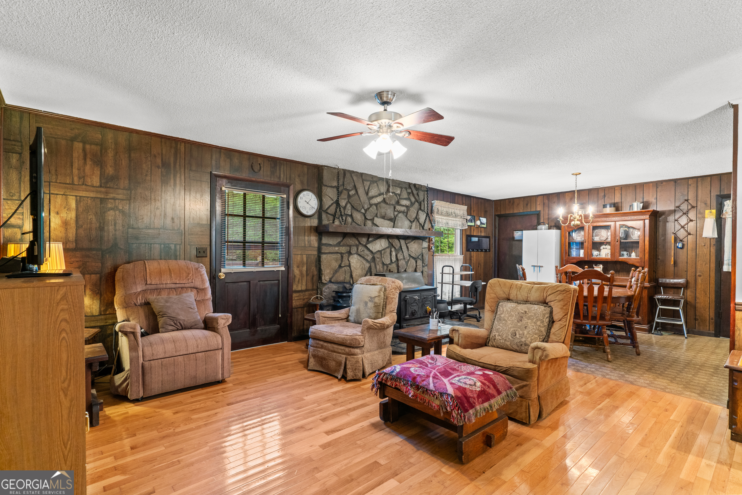 437 Cohutta Beaverdale Road Cohutta, GA 30710 - Photo 13 of 49