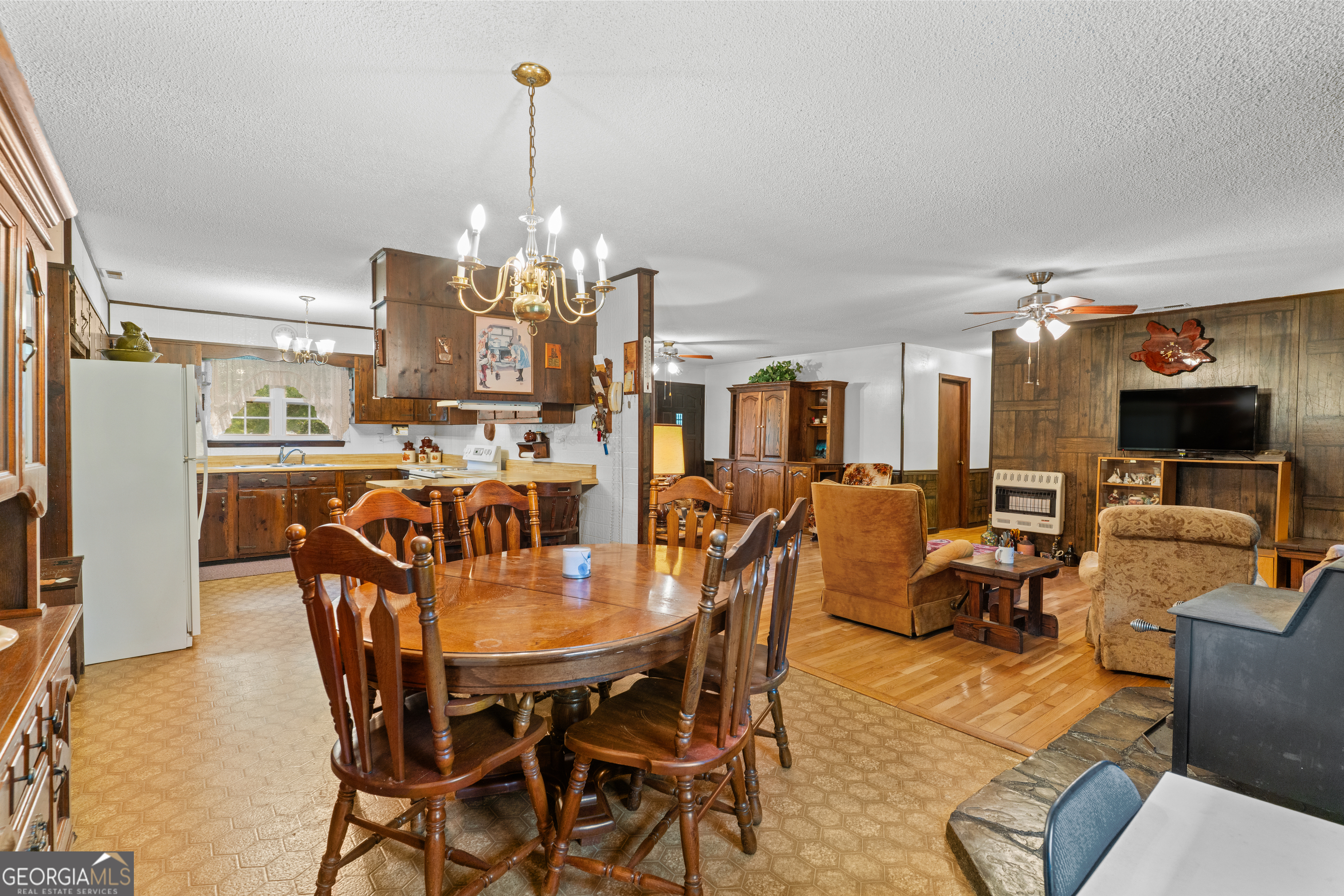 437 Cohutta Beaverdale Road Cohutta, GA 30710 - Photo 17 of 49