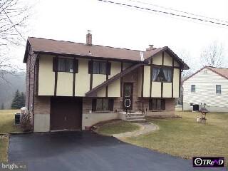 202 Fry Road Fleetwood, PA 19522 - Photo 1 of 6 Gallery Image 1