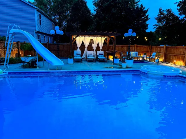 $480,000 | 2305 Candle Wood Court, Plainfield, IL 60586