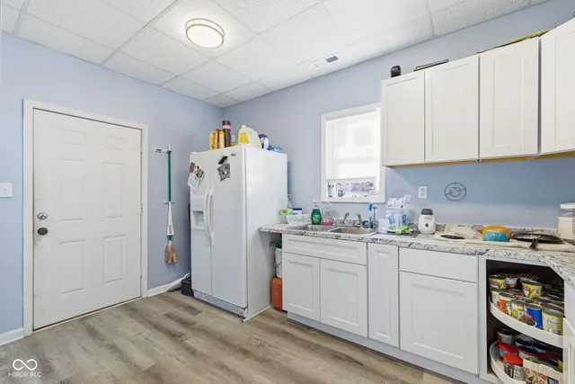 $259,000 | 33 North Sherman Drive, Indianapolis, IN 46201