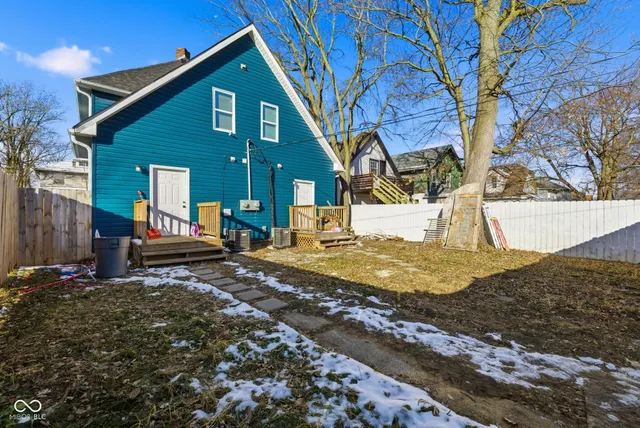 $259,000 | 33 North Sherman Drive, Indianapolis, IN 46201