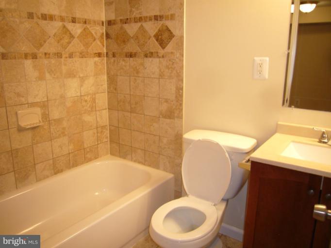 2408 2nd Street Northeast Washington, DC 20002 - Photo 2 of 21 Bath