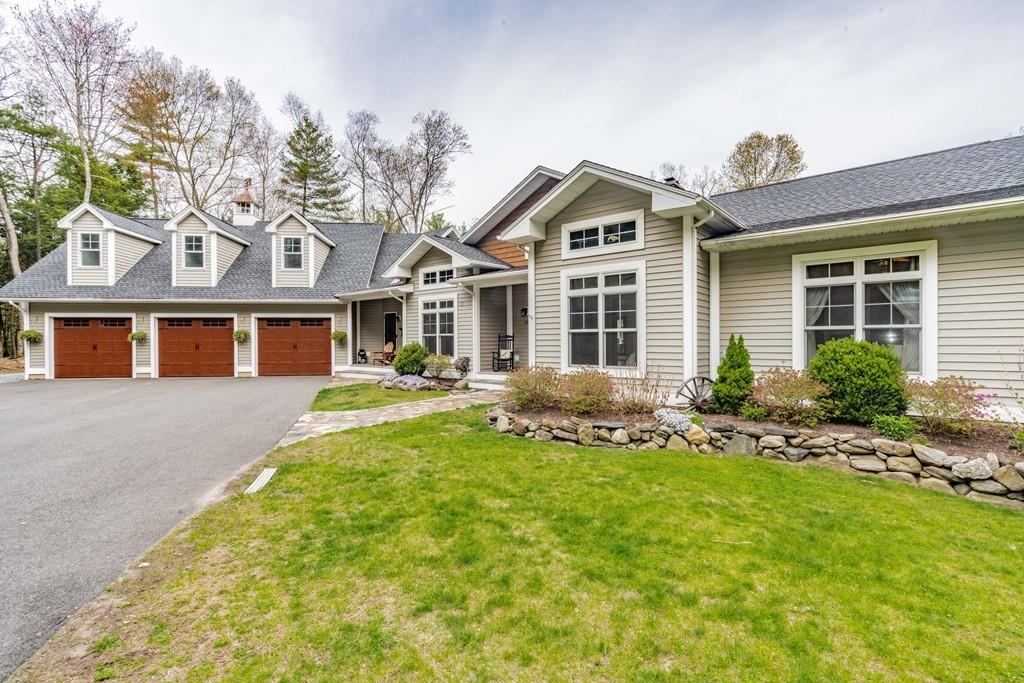 76 South Longyard Road Southwick, MA 01077 - Photo 3 of 42 Gallery Image 3
