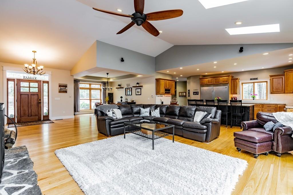 76 South Longyard Road Southwick, MA 01077 - Photo 9 of 42 Gallery Image 9