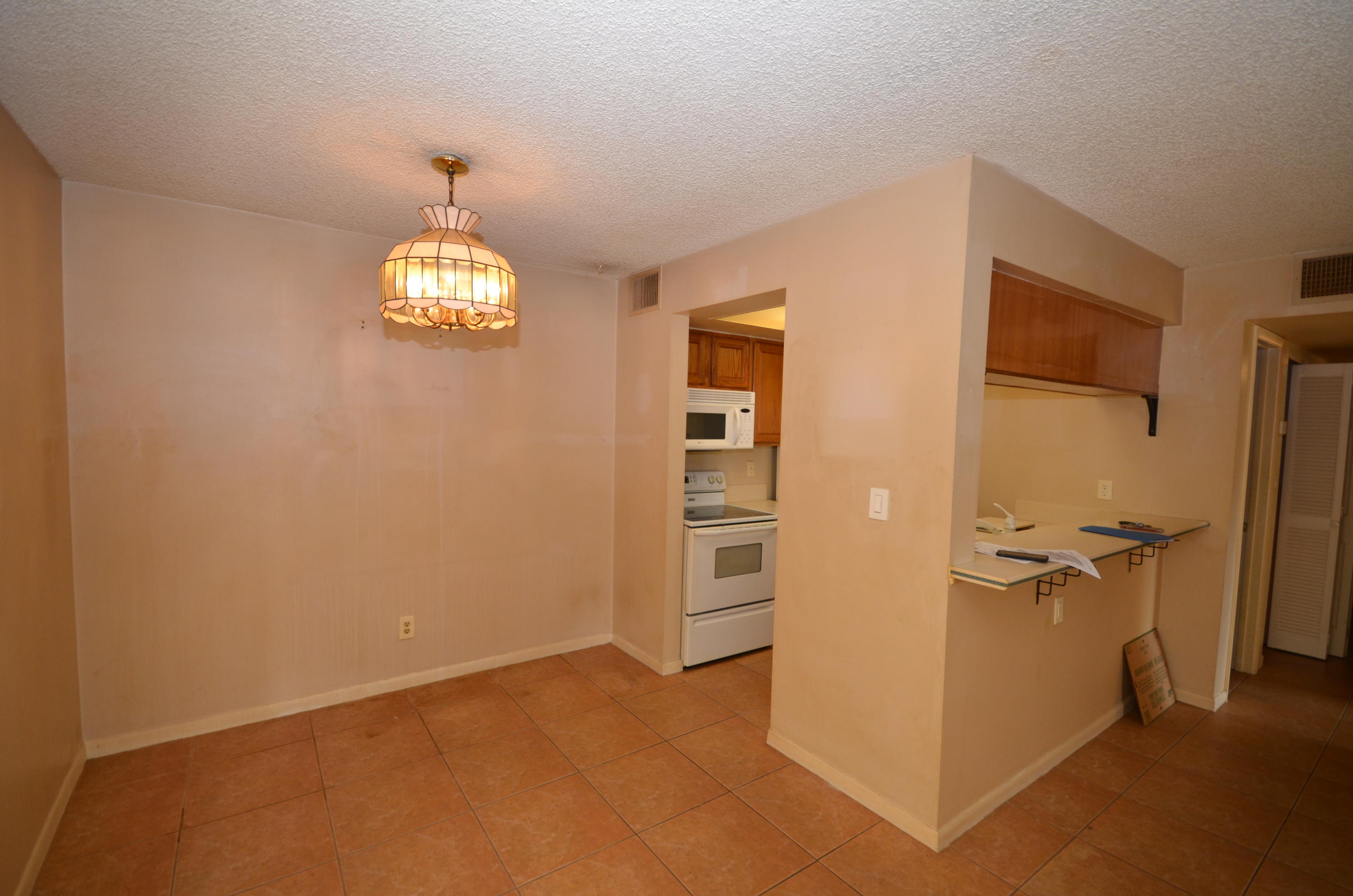 842 Northwest Fork Road Stuart, FL 34994 - Photo 12 of 20 Dining area