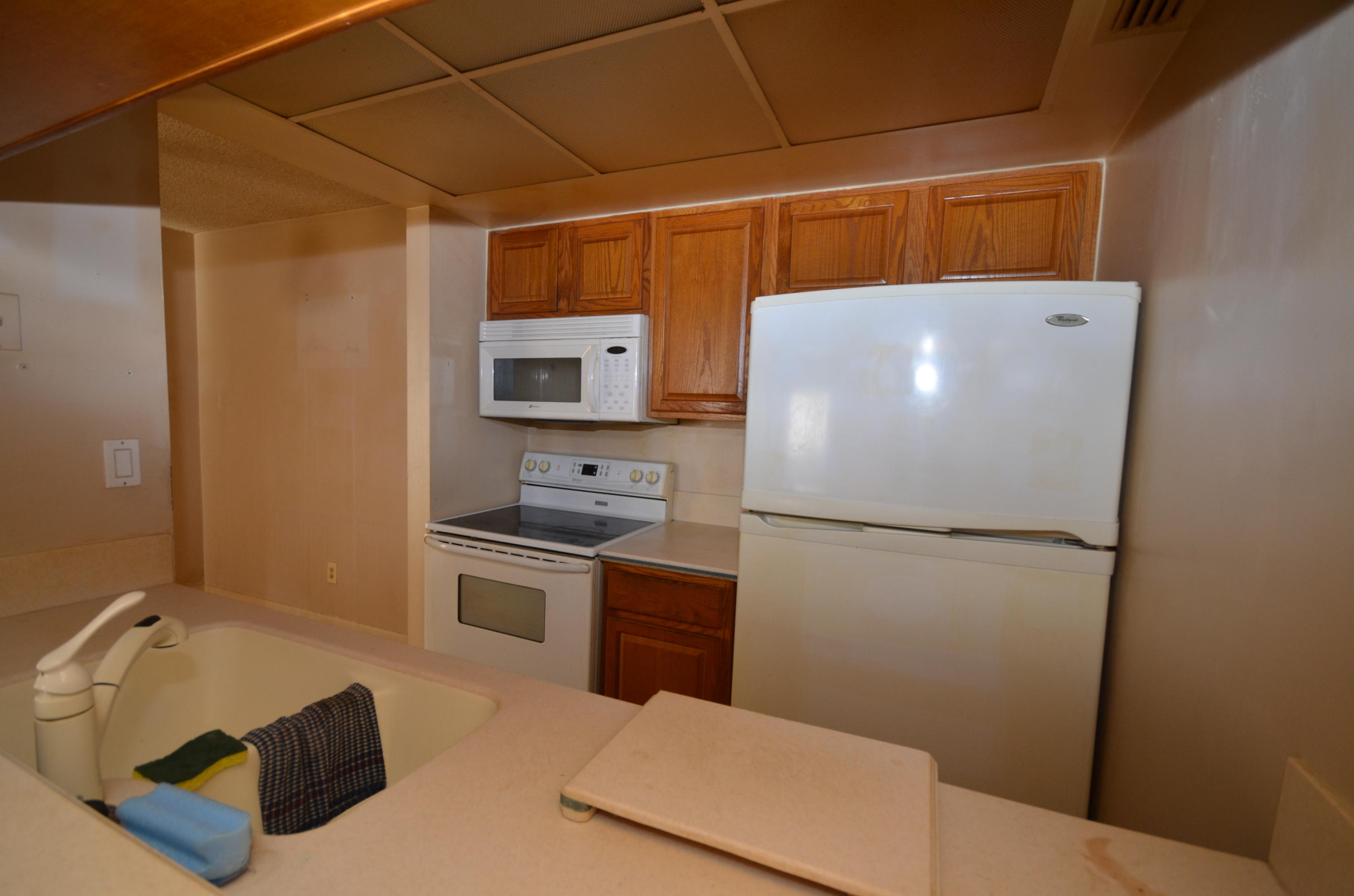 842 Northwest Fork Road Stuart, FL 34994 - Photo 17 of 20 Kitchen