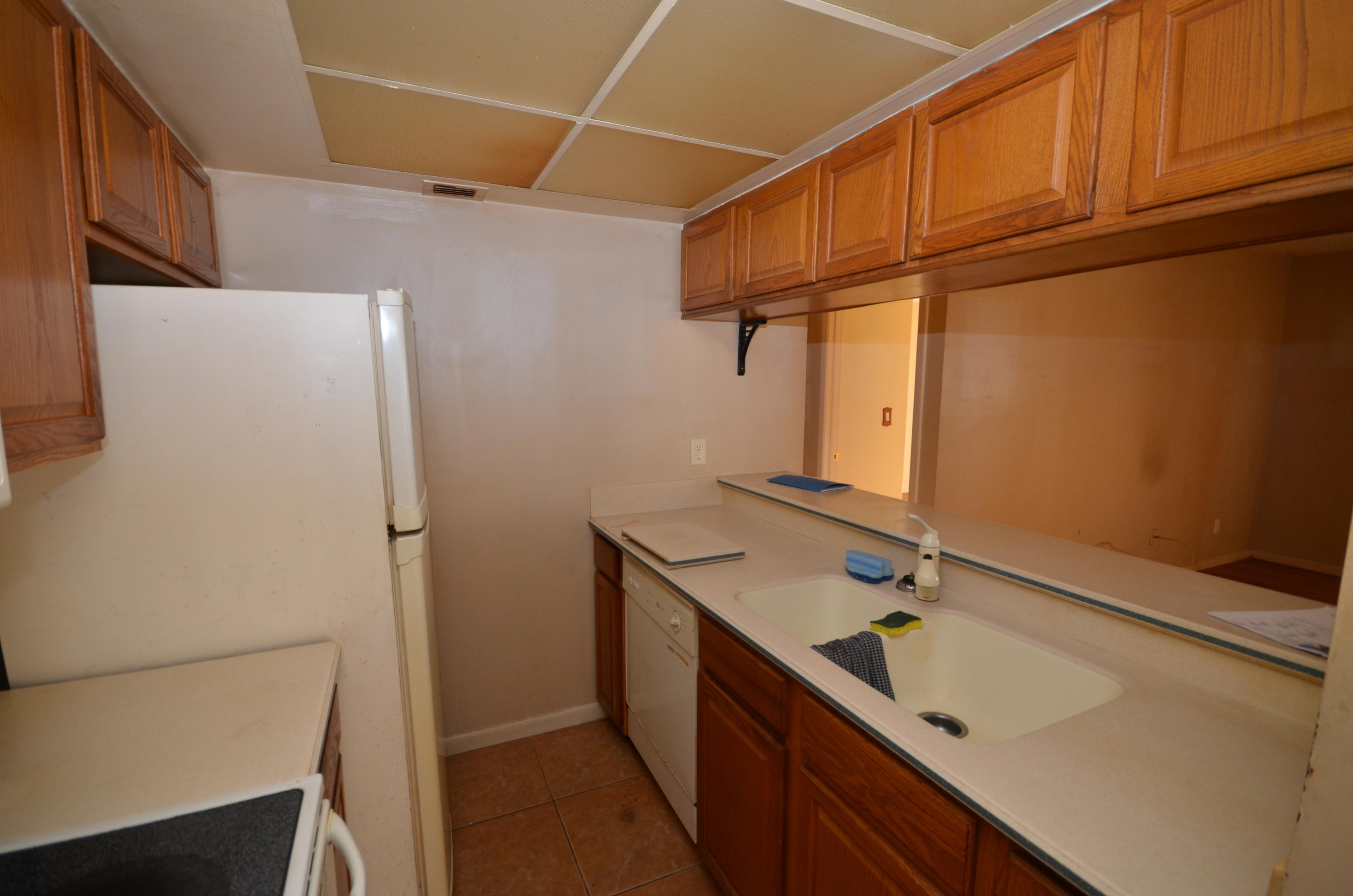 842 Northwest Fork Road Stuart, FL 34994 - Photo 18 of 20 Kitchen