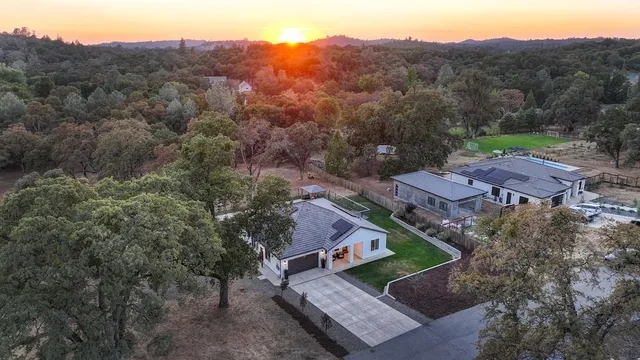 $1,145,000 | 5900 Stanley Drive, Auburn, CA 95602