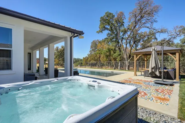 $1,145,000 | 5900 Stanley Drive, Auburn, CA 95602